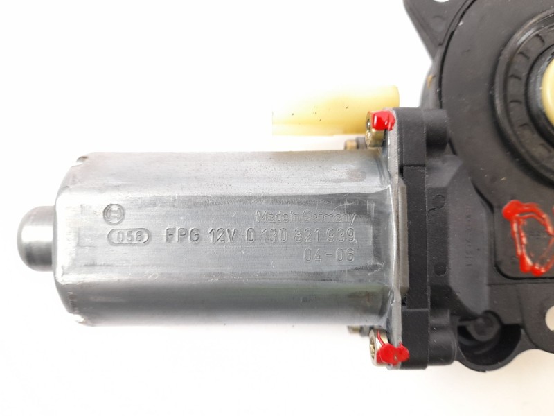 Recambio de motor elevalunas delantero derecho para ford fusion (cbk) ambiente referencia OEM IAM 0130821939  