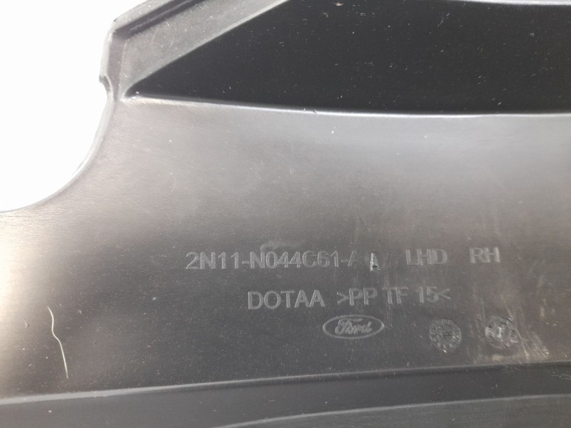 Recambio de moldura para ford fusion (cbk) ambiente referencia OEM IAM 2N11N044C61AA  