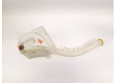 Recambio de deposito limpia para ford fusion (cbk) ambiente referencia OEM IAM 2S6117618AD  2N1117618AD