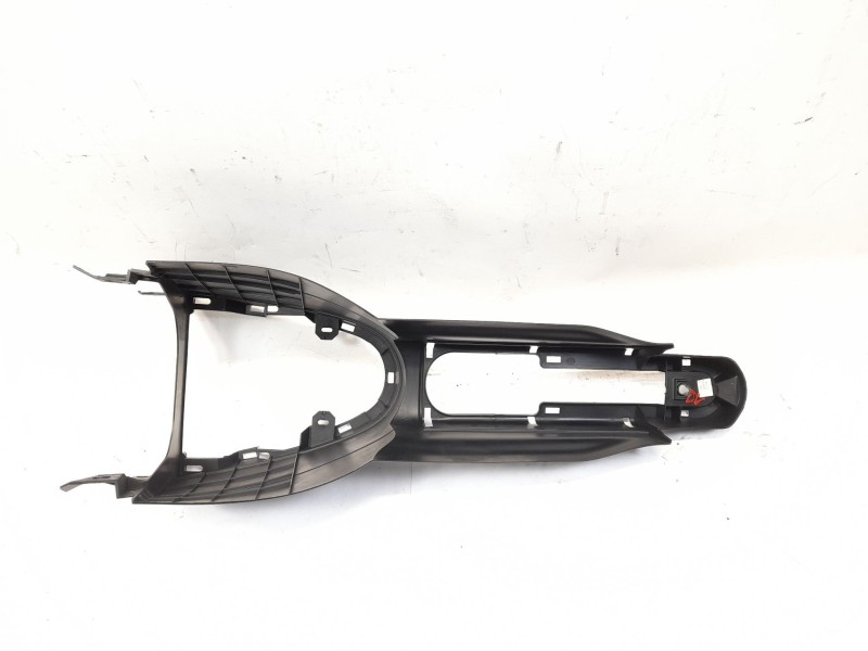 Recambio de consola central para ford fusion (cbk) ambiente referencia OEM IAM 2S6XA045B55A  