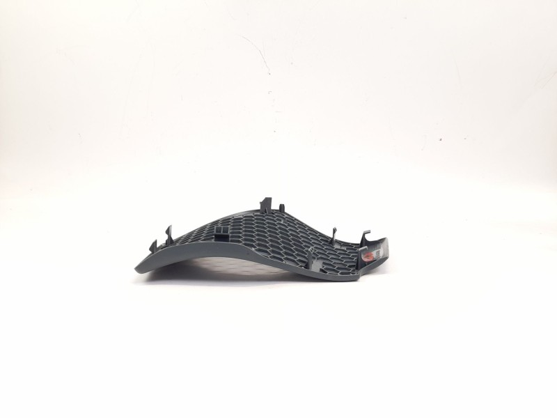 Recambio de moldura para renault kangoo 1.2 i referencia OEM IAM 8200045861  
