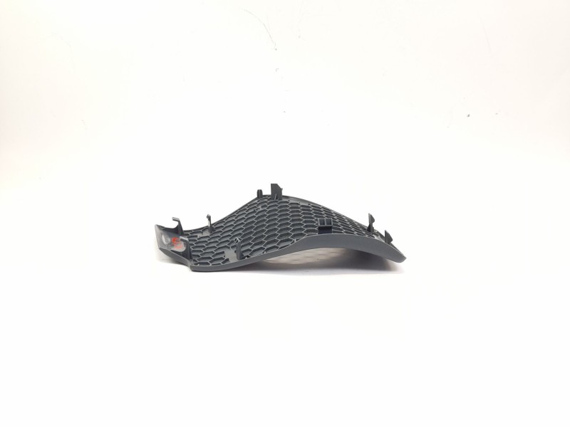 Recambio de moldura para renault kangoo 1.2 i referencia OEM IAM 8200045862  