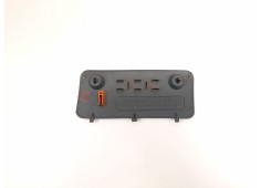 Recambio de moldura para renault kangoo 1.2 i referencia OEM IAM 7700354227   2