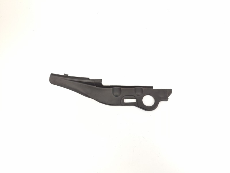 Recambio de moldura para renault kangoo 1.2 i referencia OEM IAM 7700304882  