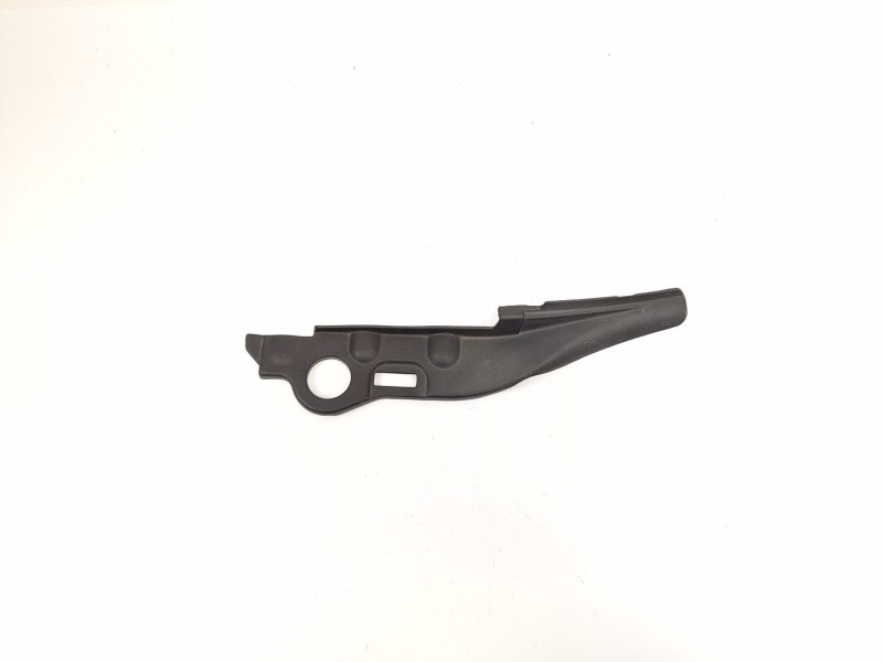 Recambio de moldura para renault kangoo 1.2 i referencia OEM IAM 7700304883  