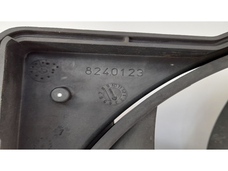 Recambio de electroventilador para fiat ducato furgón (244) 2.3 jtd referencia OEM IAM 8240123  
