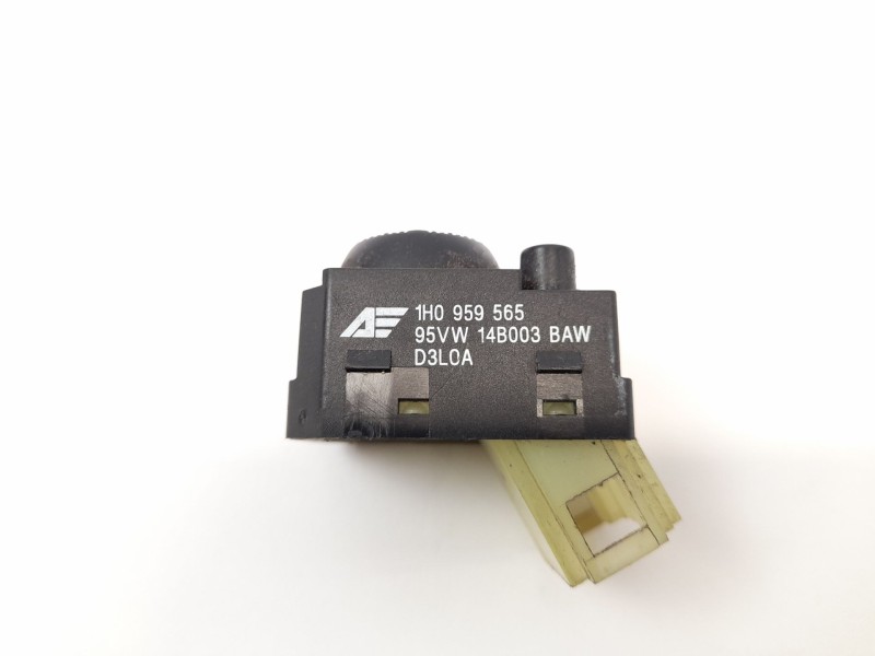 Recambio de mando retrovisor para volkswagen sharan (7m8) 1.9 tdi referencia OEM IAM 1H0959565  95VW14B003BAW