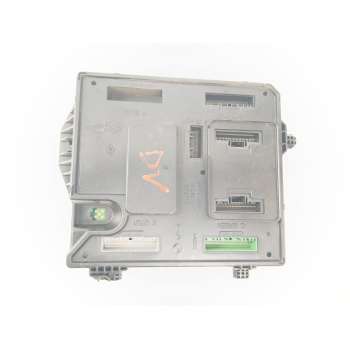 CAJA RELES / FUSIBLES 284B17882R 