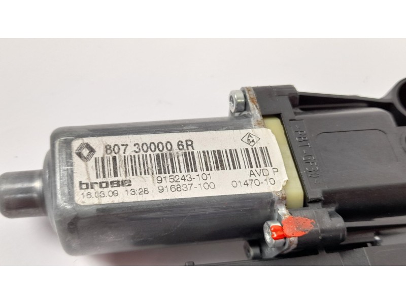Recambio de motor elevalunas delantero derecho para renault megane iii coupe dynamique referencia OEM IAM 0130822479 807303972R 