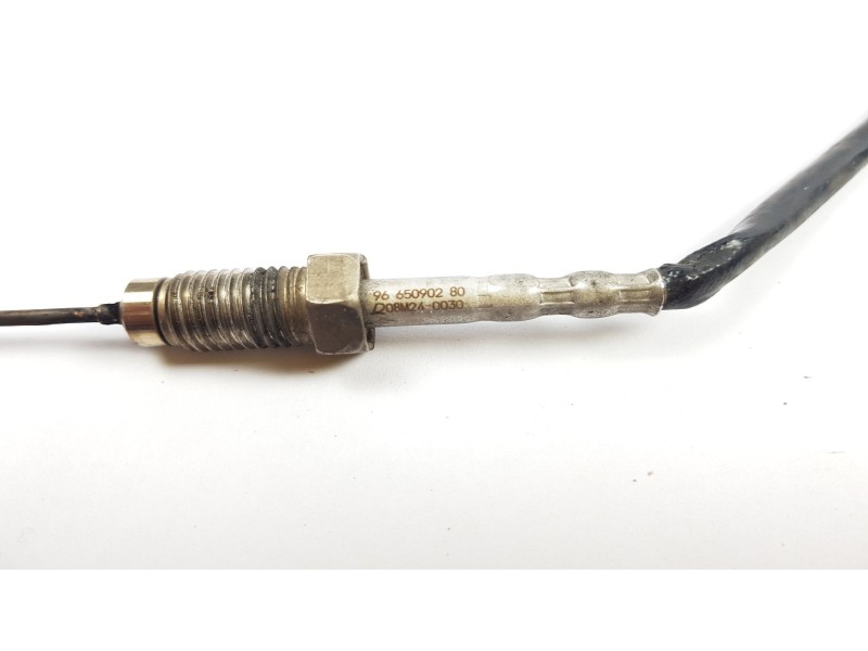 Recambio de sonda lambda para peugeot 3008 1.6 hdi fap referencia OEM IAM 9665090280  