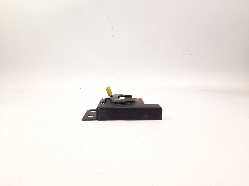 Recambio de cerradura capot para ford courier pick-up 1.8 d referencia OEM IAM 96FB16701AB  