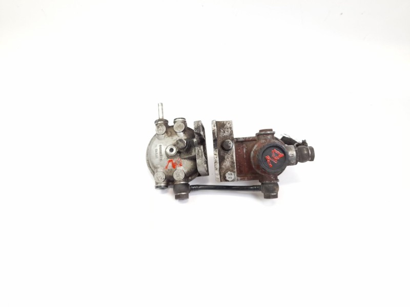 Recambio de soporte filtro gasoil para ford courier pick-up 1.8 d referencia OEM IAM   