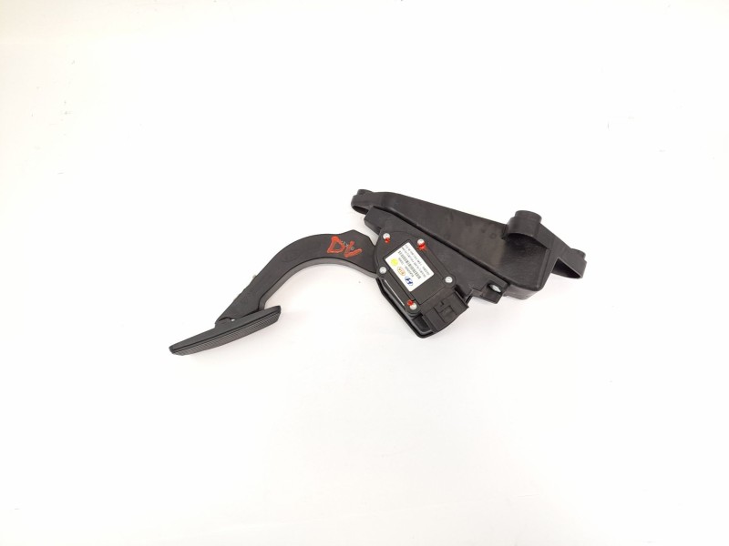 Recambio de pedal acelerador para kia carens iii monospace un 2.0 crdi referencia OEM IAM 327261D200  