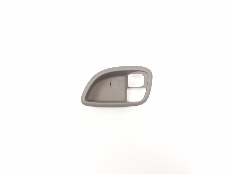 Recambio de moldura para kia carens iii monospace un 2.0 crdi referencia OEM IAM 826211D000  
