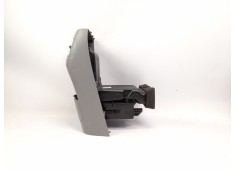 Recambio de consola central para kia carens iii monospace un 2.0 crdi referencia OEM IAM    2
