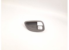 Recambio de moldura para kia carens iii monospace un 2.0 crdi referencia OEM IAM 826111D000  