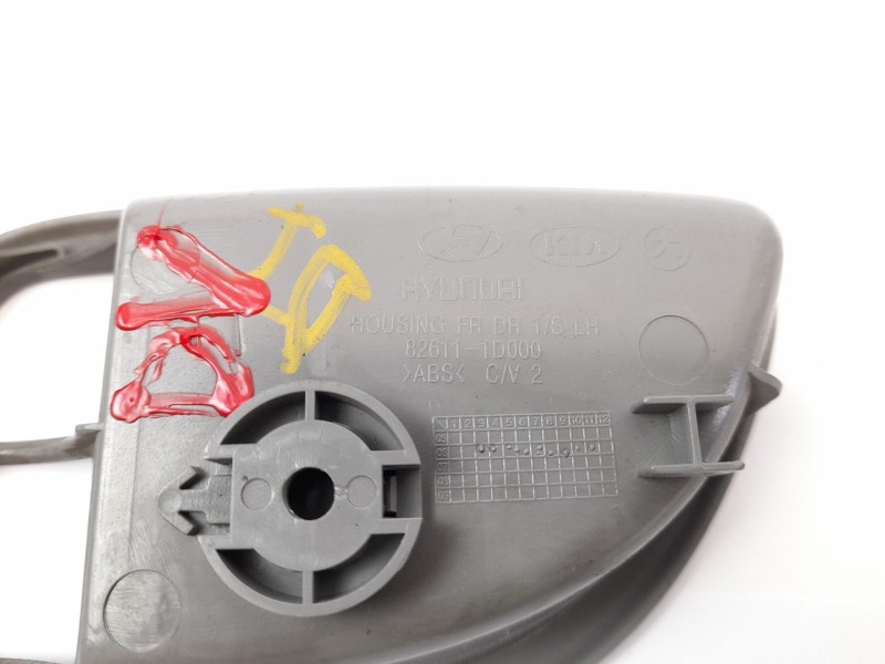 Recambio de moldura para kia carens iii monospace un 2.0 crdi referencia OEM IAM 826111D000  