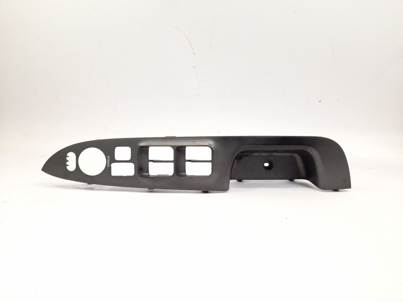 Recambio de moldura para kia carens iii monospace un 2.0 crdi referencia OEM IAM 935701D100  935701D300