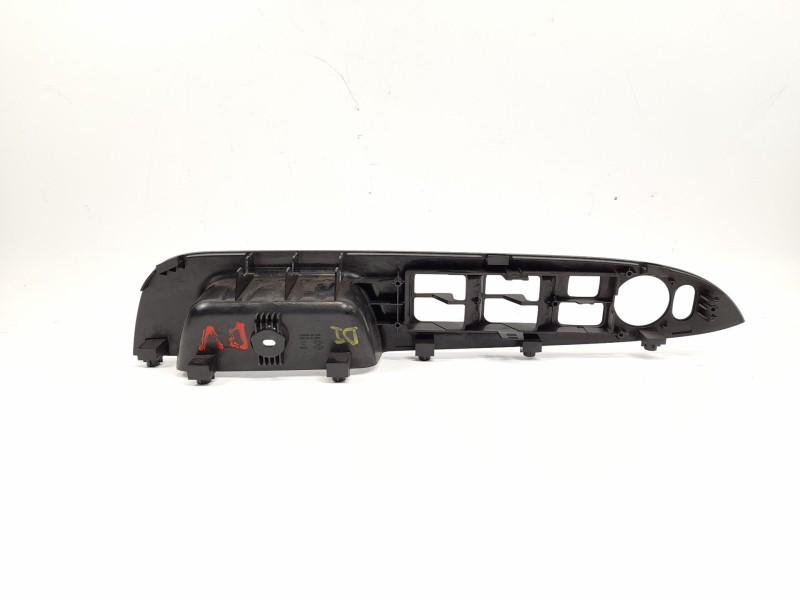 Recambio de moldura para kia carens iii monospace un 2.0 crdi referencia OEM IAM 935701D100  935701D300
