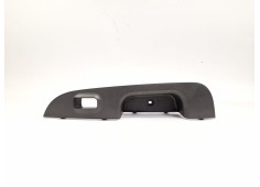 Recambio de moldura para kia carens iii monospace un 2.0 crdi referencia OEM IAM   