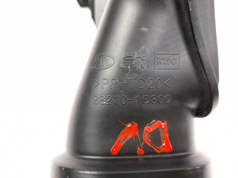 Recambio de tubo admision para kia carens iii monospace un 2.0 crdi referencia OEM IAM 282101D300  
