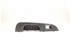 Recambio de moldura para kia carens iii monospace un 2.0 crdi referencia OEM IAM 935801D500  