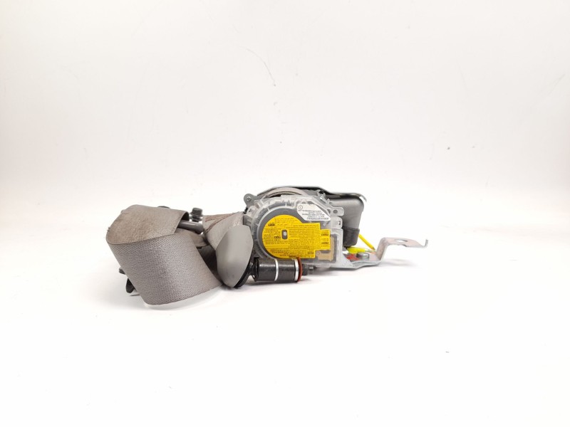 Recambio de cinturon seguridad delantero izquierdo para kia carens iii monospace un 2.0 crdi referencia OEM IAM 888101D200  