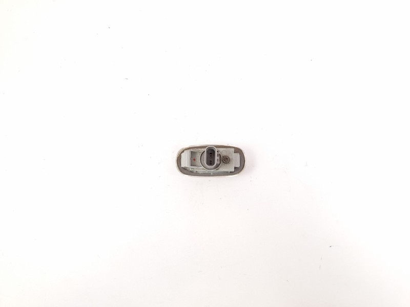 Recambio de piloto lateral izquierdo para kia carens iii monospace un 2.0 crdi referencia OEM IAM 923033K0  