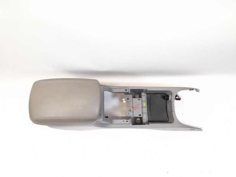 Recambio de consola central para kia carens iii monospace un 2.0 crdi referencia OEM IAM 846201D000  