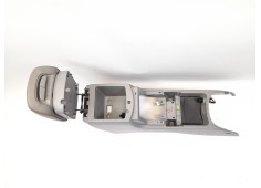 Recambio de consola central para kia carens iii monospace un 2.0 crdi referencia OEM IAM 846201D000   2