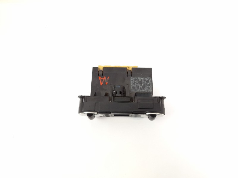 Recambio de mando climatizador para audi tt (8n3/8n9) 1.8 t coupe (132kw) referencia OEM IAM   