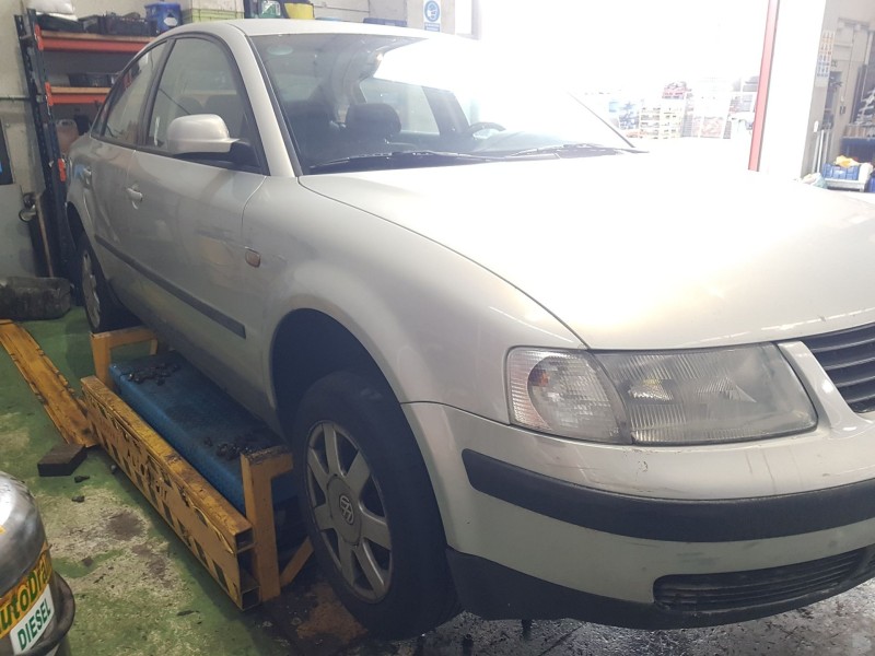 volkswagen passat berlina (3b2) del año 1998