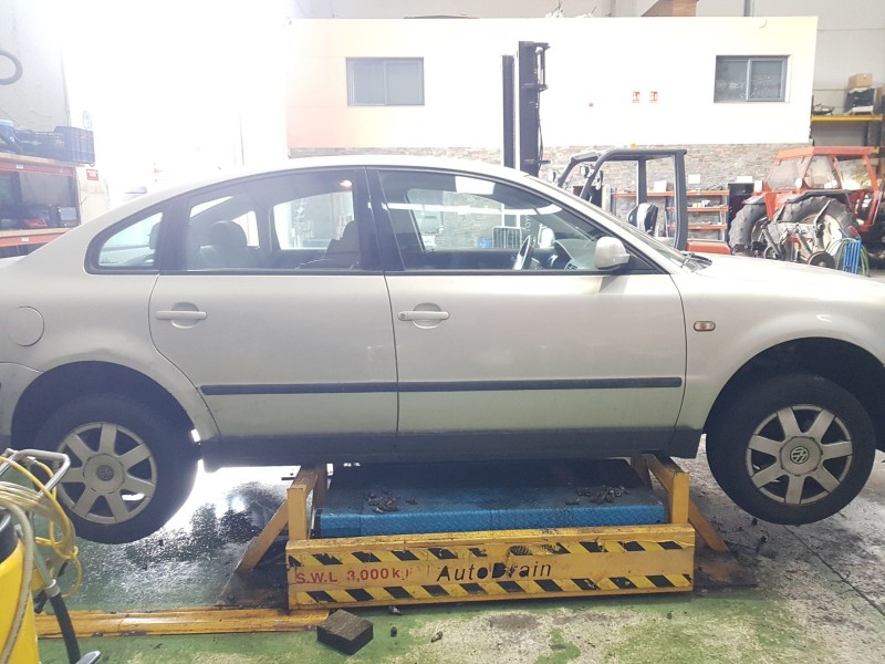 volkswagen passat berlina (3b2) del año 1998