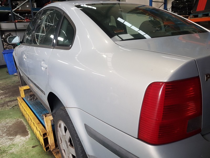 volkswagen passat berlina (3b2) del año 1998