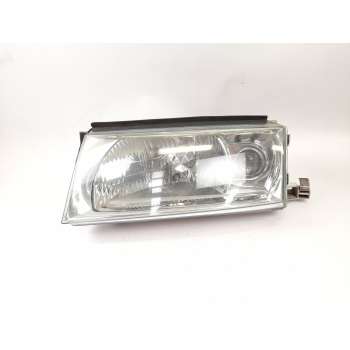 FARO IZQUIERDO 1U1941015E YU3X13006