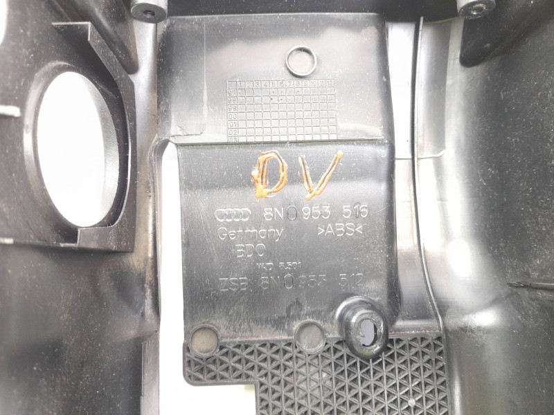 Recambio de moldura para audi tt (8n3/8n9) 1.8 t coupe (132kw) referencia OEM IAM 8N0953516  