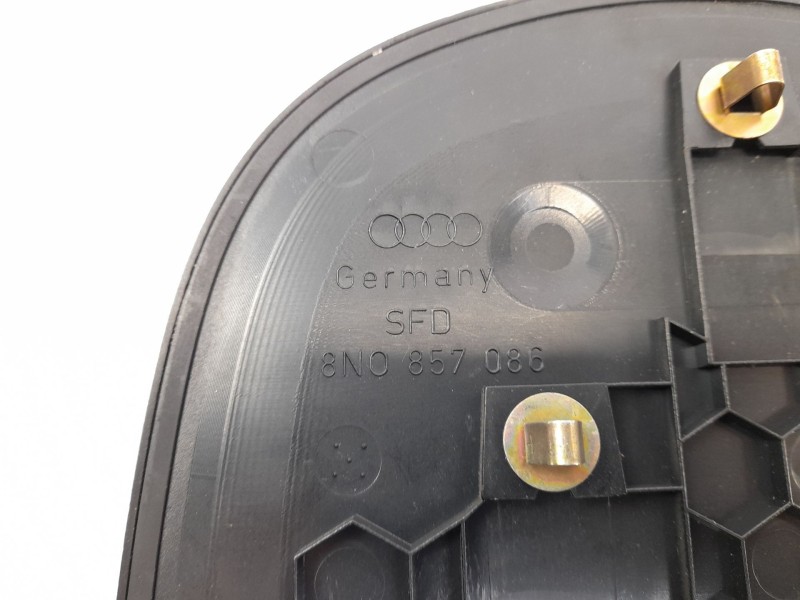 Recambio de moldura para audi tt (8n3/8n9) 1.8 t coupe (132kw) referencia OEM IAM 8N0857086  
