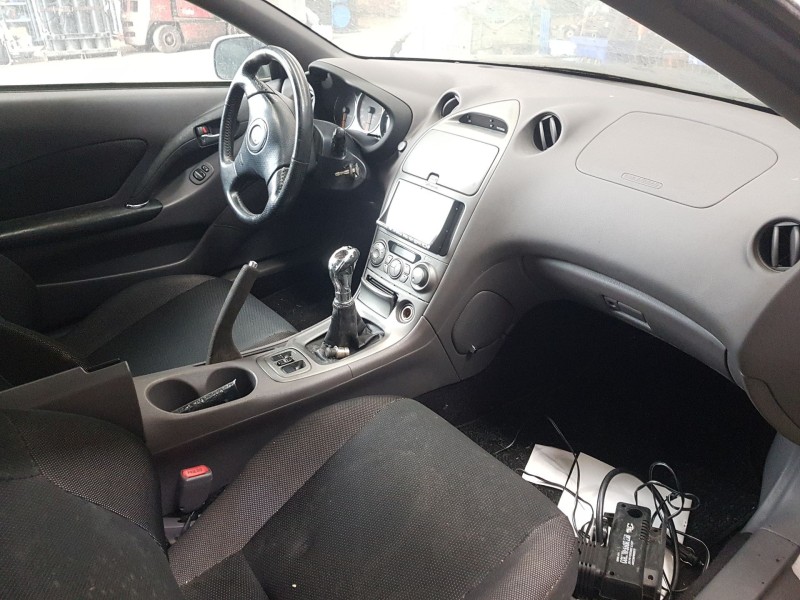 toyota celica (t23) del año 1999