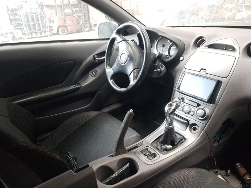 toyota celica (t23) del año 1999