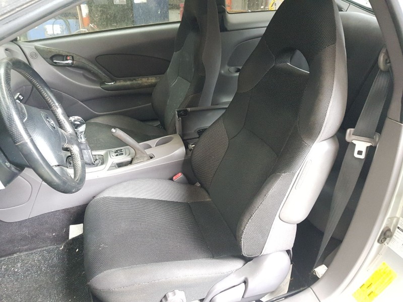 toyota celica (t23) del año 1999