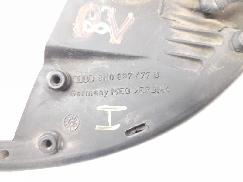 Recambio de moldura para audi tt (8n3/8n9) 1.8 t coupe (132kw) referencia OEM IAM 8N0837777D  8N0831423A