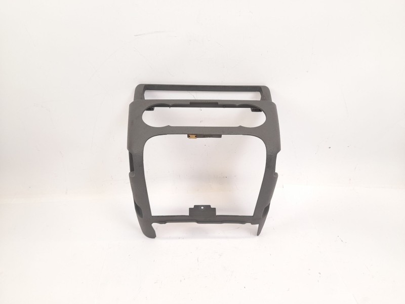 Recambio de moldura para audi tt (8n3/8n9) 1.8 t coupe (132kw) referencia OEM IAM 8N0863263A  
