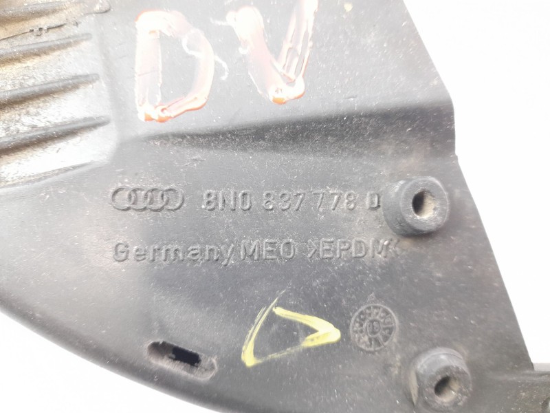 Recambio de moldura para audi tt (8n3/8n9) 1.8 t coupe (132kw) referencia OEM IAM 8N0837778D  8N0831423A