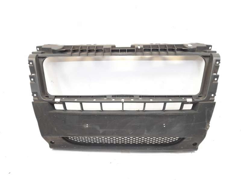 PARAGOLPES DELANTERO 1305760070 