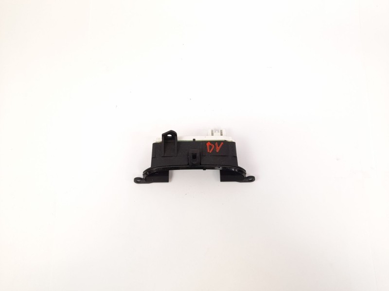 Recambio de pantalla multifuncion para toyota celica (t23) 1.8 referencia OEM IAM 8391020750  