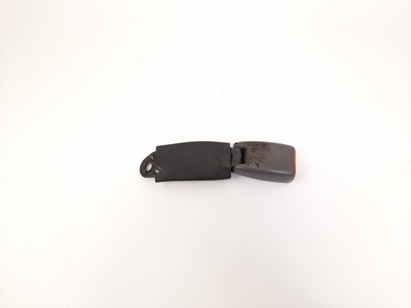 Recambio de enganche cinturon seguridad trasero izquierdo para toyota celica (t23) 1.8 referencia OEM IAM NSB1053  