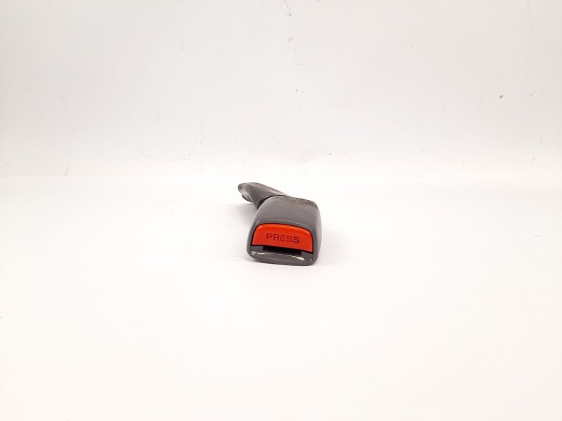 Recambio de enganche cinturon seguridad trasero izquierdo para toyota celica (t23) 1.8 referencia OEM IAM NSB1053  