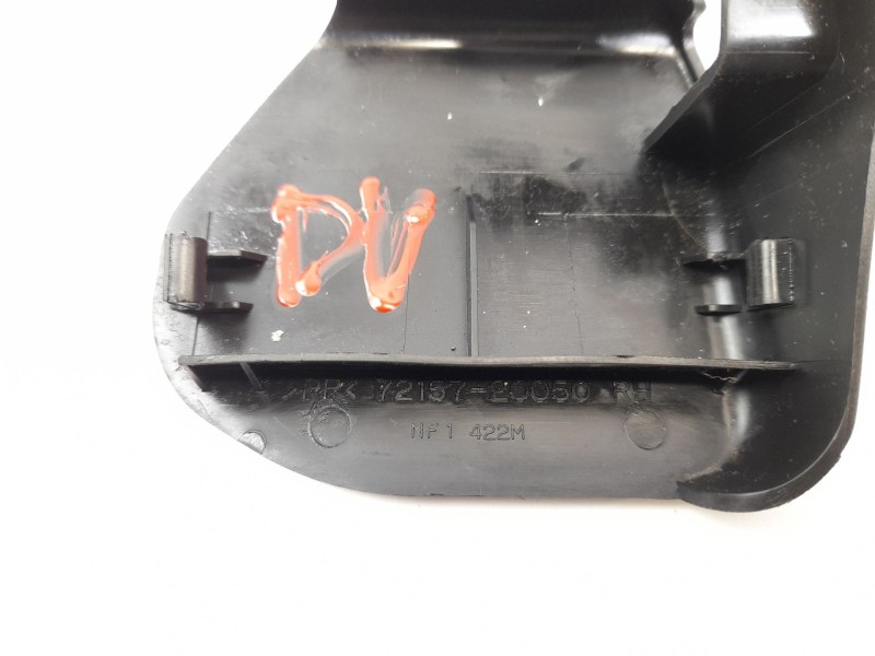 Recambio de moldura para toyota celica (t23) 1.8 referencia OEM IAM 7215720050  