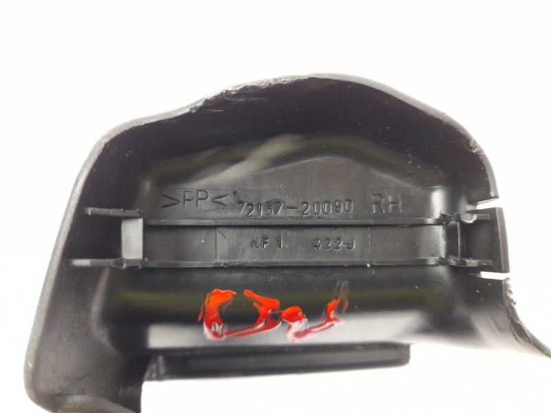 Recambio de moldura para toyota celica (t23) 1.8 referencia OEM IAM 7213720090  