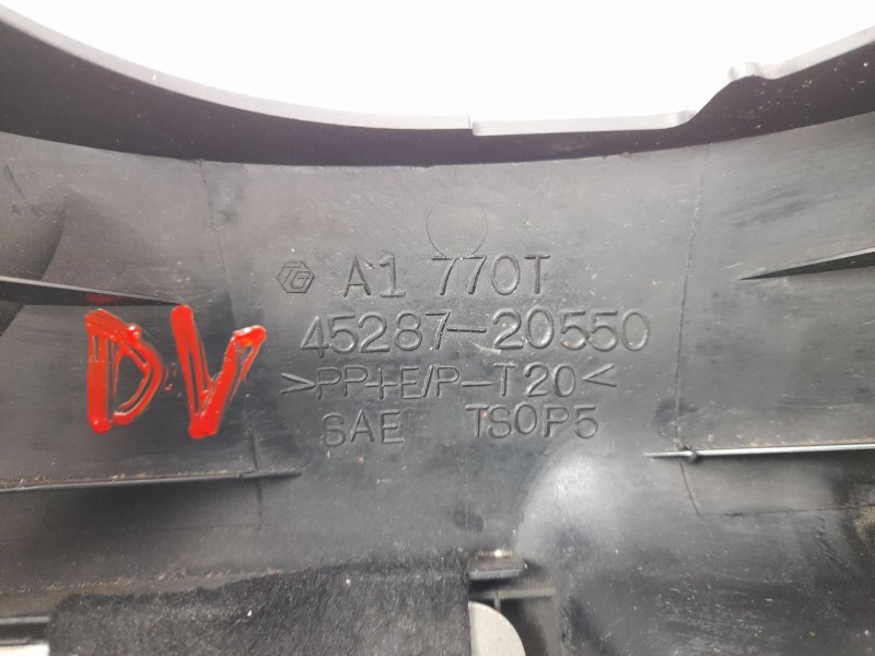Recambio de moldura para toyota celica (t23) 1.8 referencia OEM IAM 4528720550  
